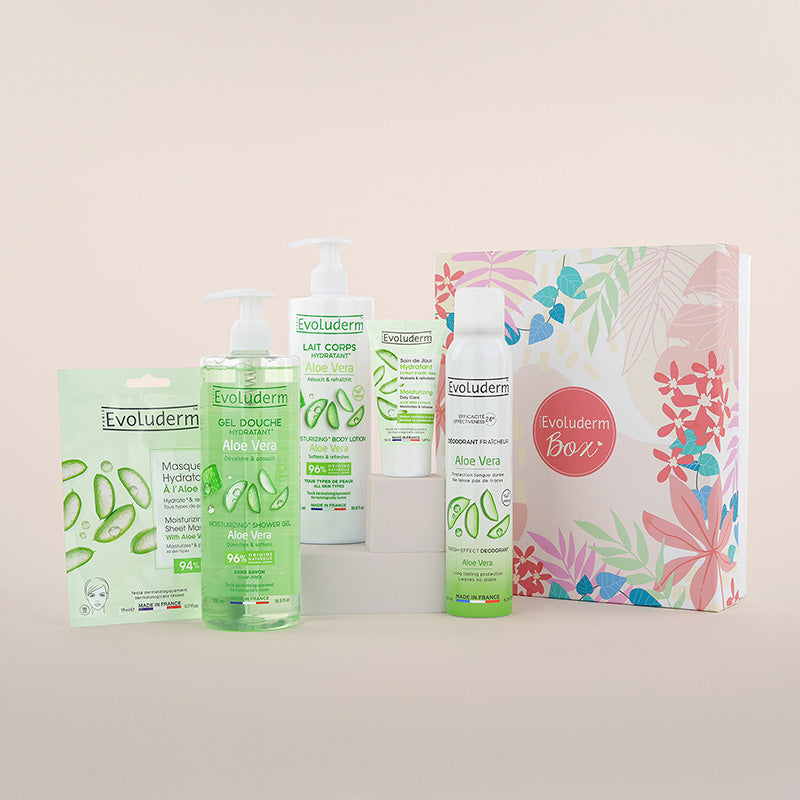 100% Aloe Vera Face & Body Box + Free Shower Flower