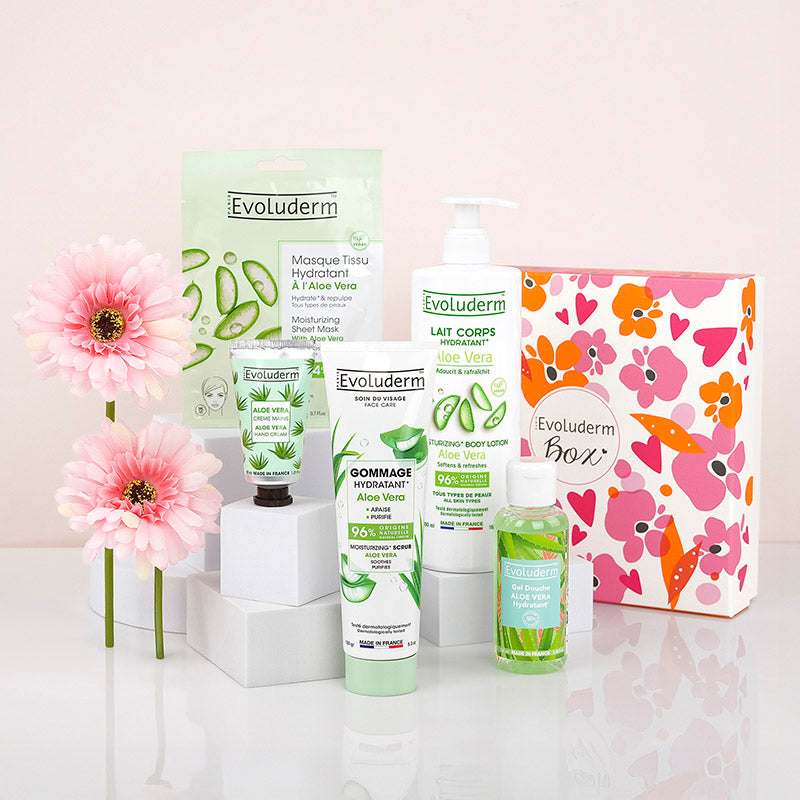 100% Aloe Vera Face & Body Box + Free Shower Flower