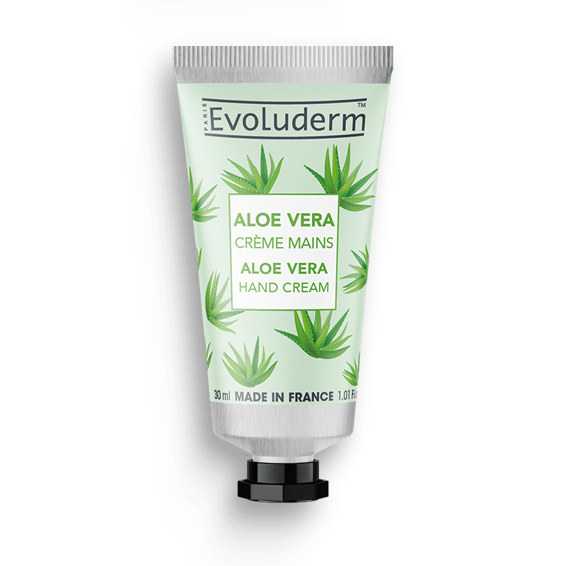 100% Aloe Vera Face & Body Box + Free Shower Flower