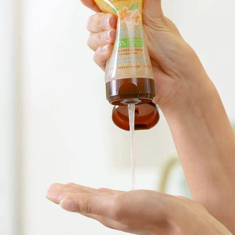 Monoï à la Folie Exhilarating Body Scrub