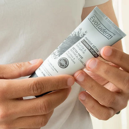 Detox Mask with Active Botanical Charcoal